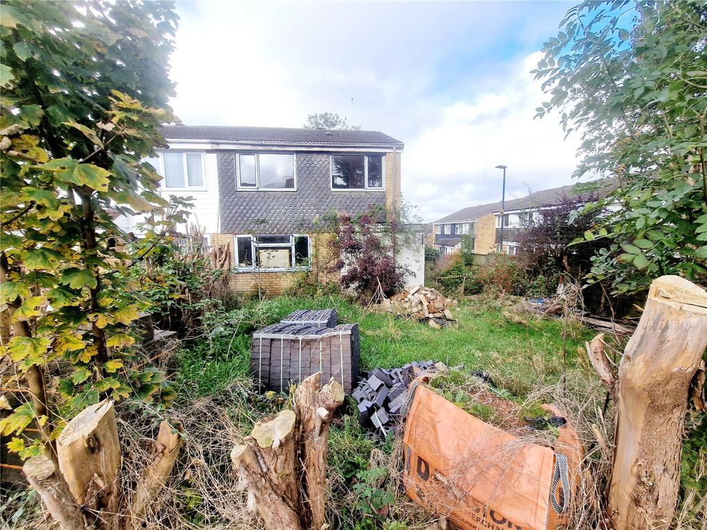 3 bed end terrace house for sale in Ivy House Road, Birmingham B38, £