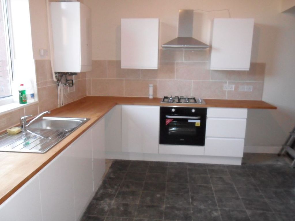 2 bed terraced house to rent in Hornby Street, Bury BL9, £900 pcm Zoopla