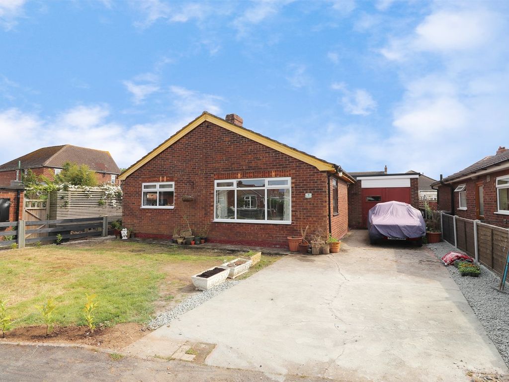 3 bed detached bungalow for sale in Beech Avenue, Gunness, Scunthorpe