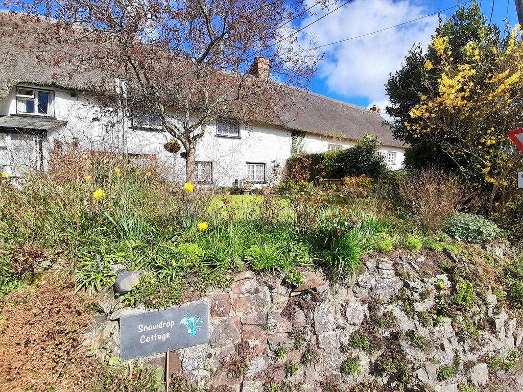 2 bed cottage for sale in The Arcade, Fore Street, Okehampton EX20 Zoopla
