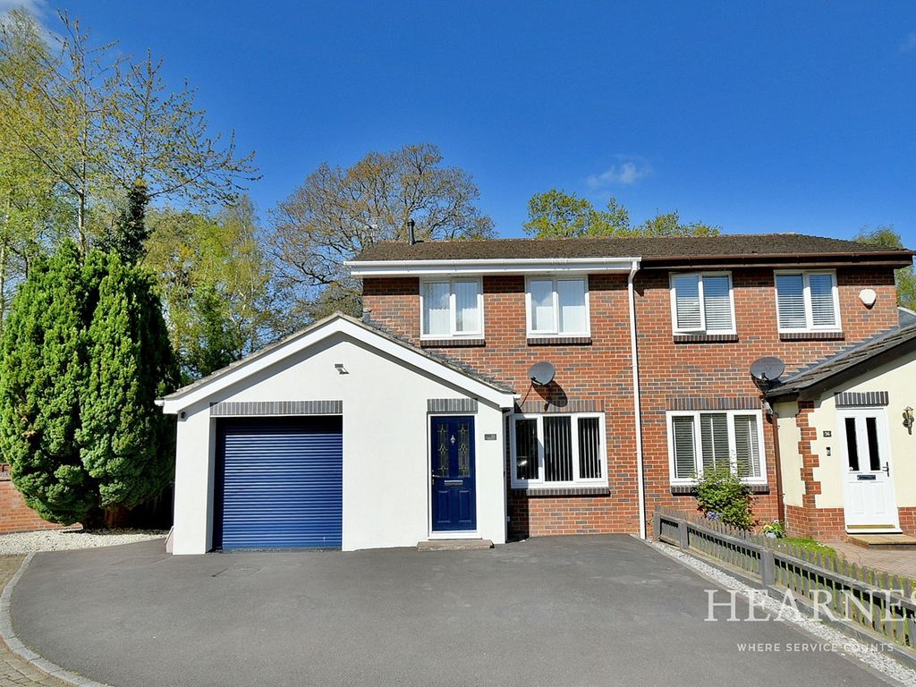 3 bed semidetached house for sale in Amberwood, Ferndown BH22, £