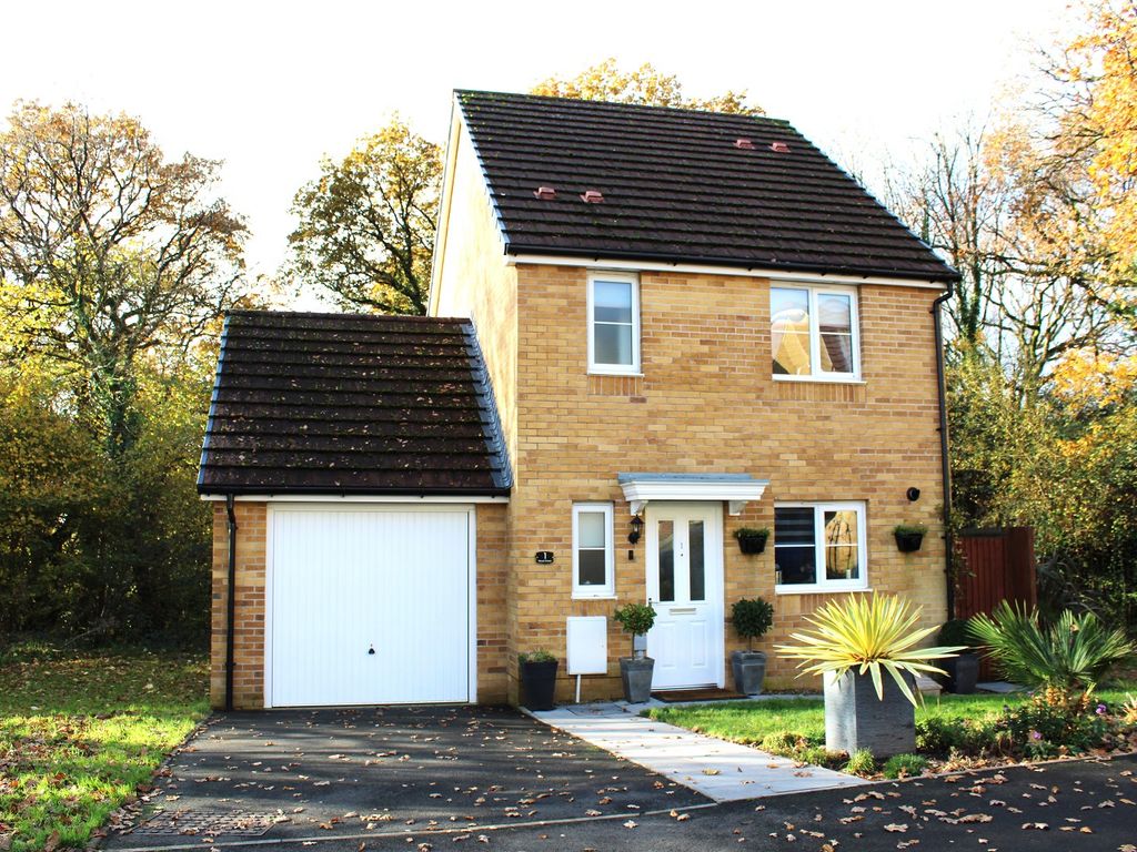 3 bed detached house for sale in Wood Green, Bridgend, Bridgend County