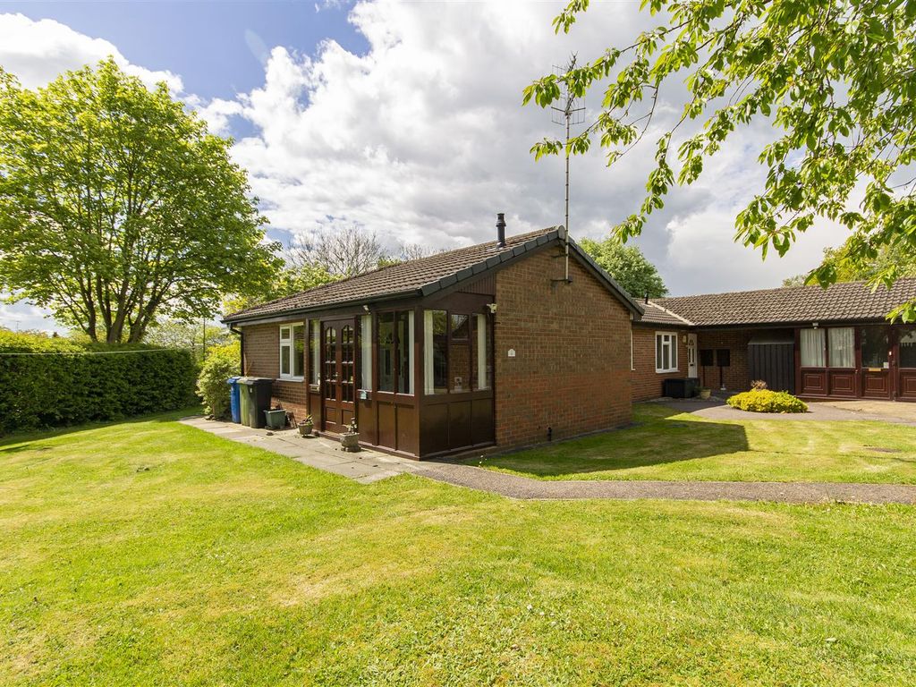 2 bed semidetached bungalow for sale in Cheedale Close, Loundsley Green, Chesterfield S40 Zoopla