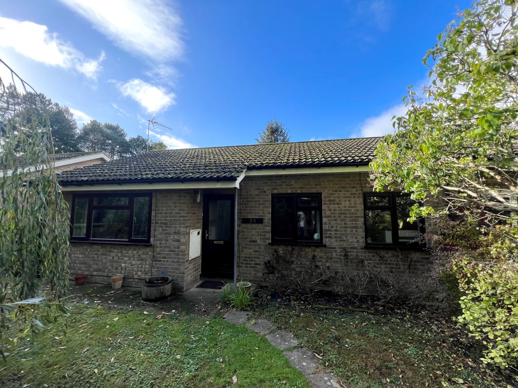 3 bed bungalow to rent in Rowan Walk, Mildenhall, Bury St. Edmunds IP28