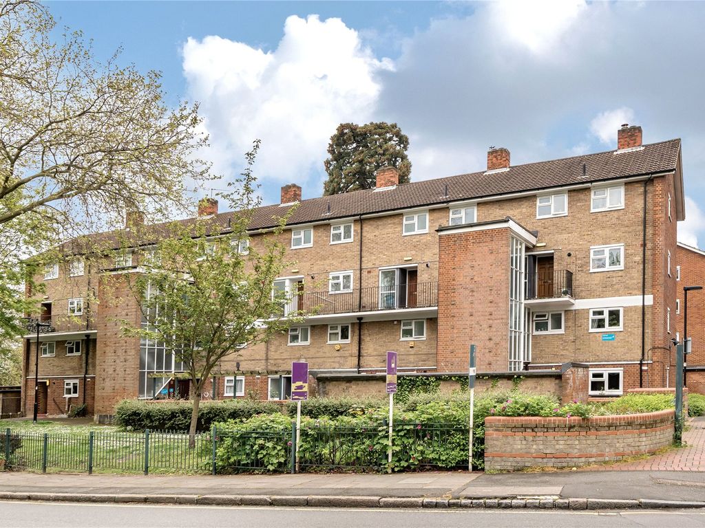 3 bed flat for sale in Blyth Road, Bromley BR1 Zoopla