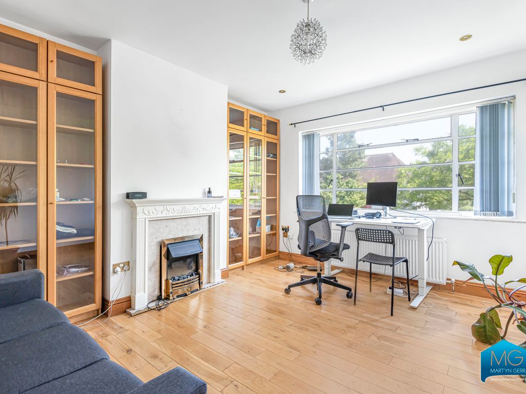 2 bed flat to rent in Ossulton Way, East Finchley, London N2, £2,000 pcm Zoopla