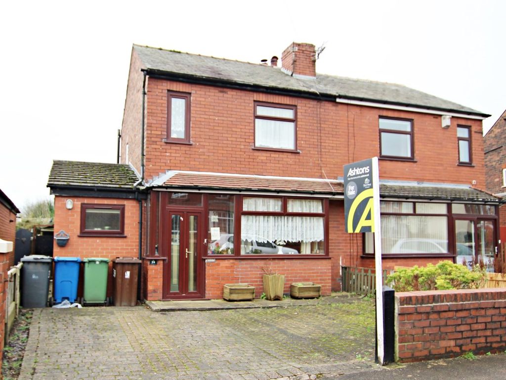 4 bed semidetached house for sale in Booths Brow Road, AshtonIn