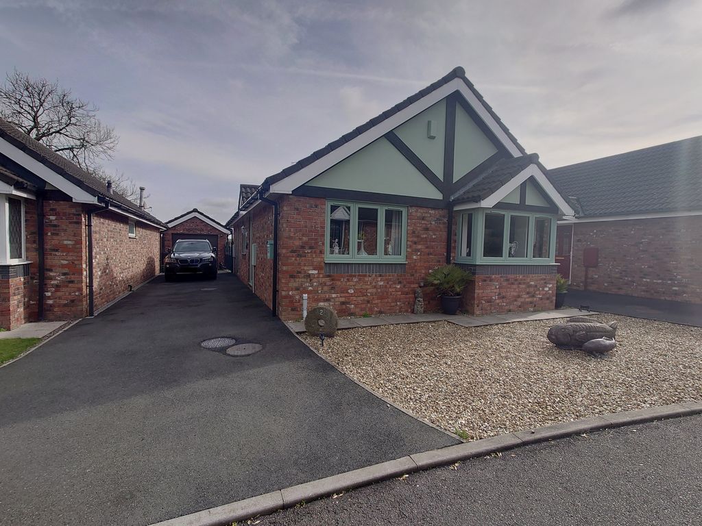 2 bed detached bungalow for sale in Hunters Way, Talke, StokeOnTrent