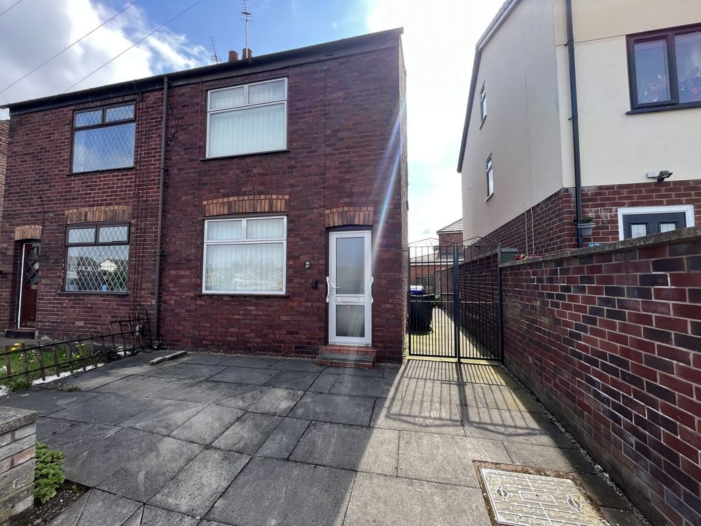 2 bed semidetached house for sale in Town Lane, Denton M34 Zoopla