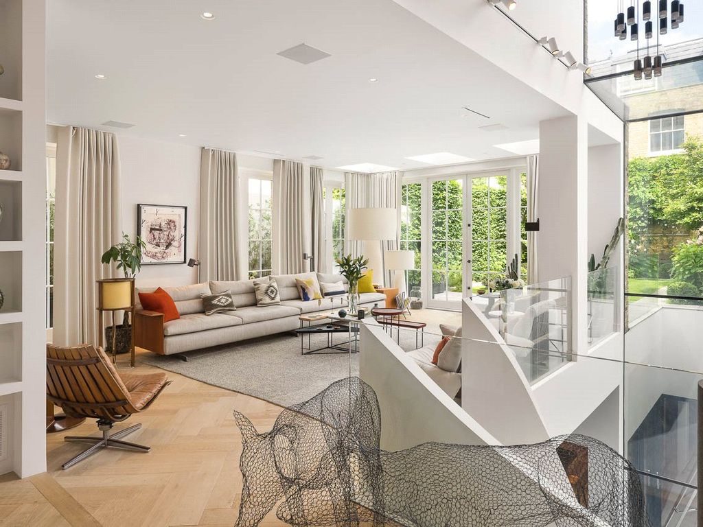 6 bed terraced house for sale in Bedford Gardens, London W8, £