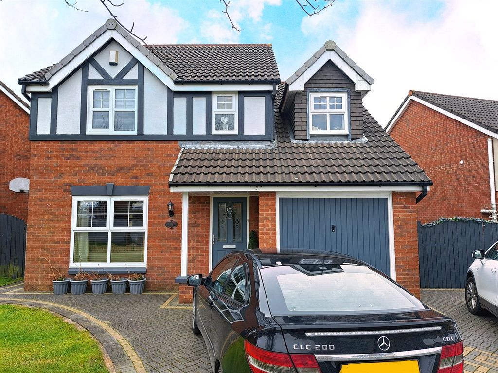 4 bed detached house for sale in Aster Chase, Lower Darwen, Darwen
