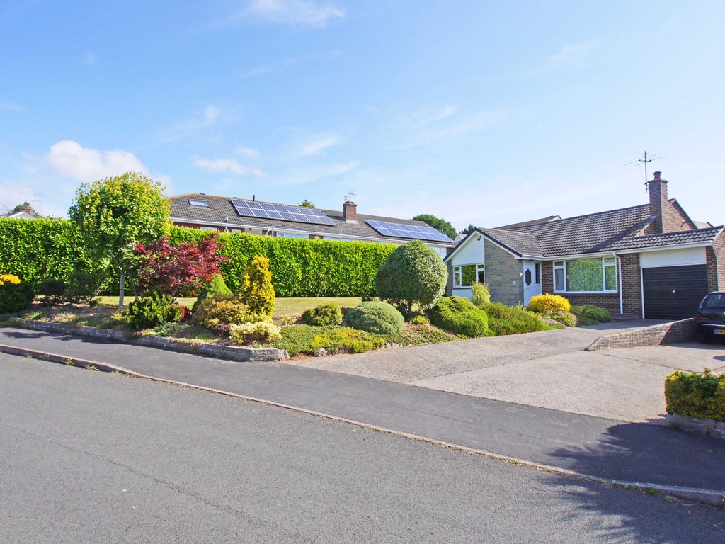 3 bed detached bungalow for sale in Milbury Close, Exminster, Exeter