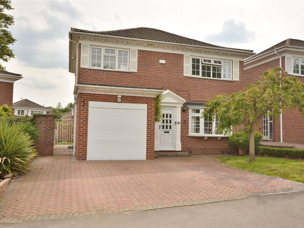4 bed detached house for sale in Oakwood Green, Oakwood, Leeds LS8 Zoopla