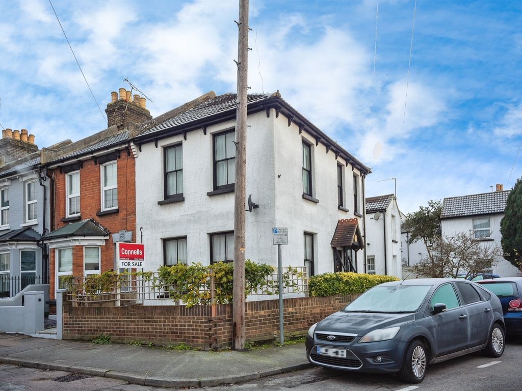 2 bed semidetached house for sale in Tennyson Road, Gillingham ME7, £