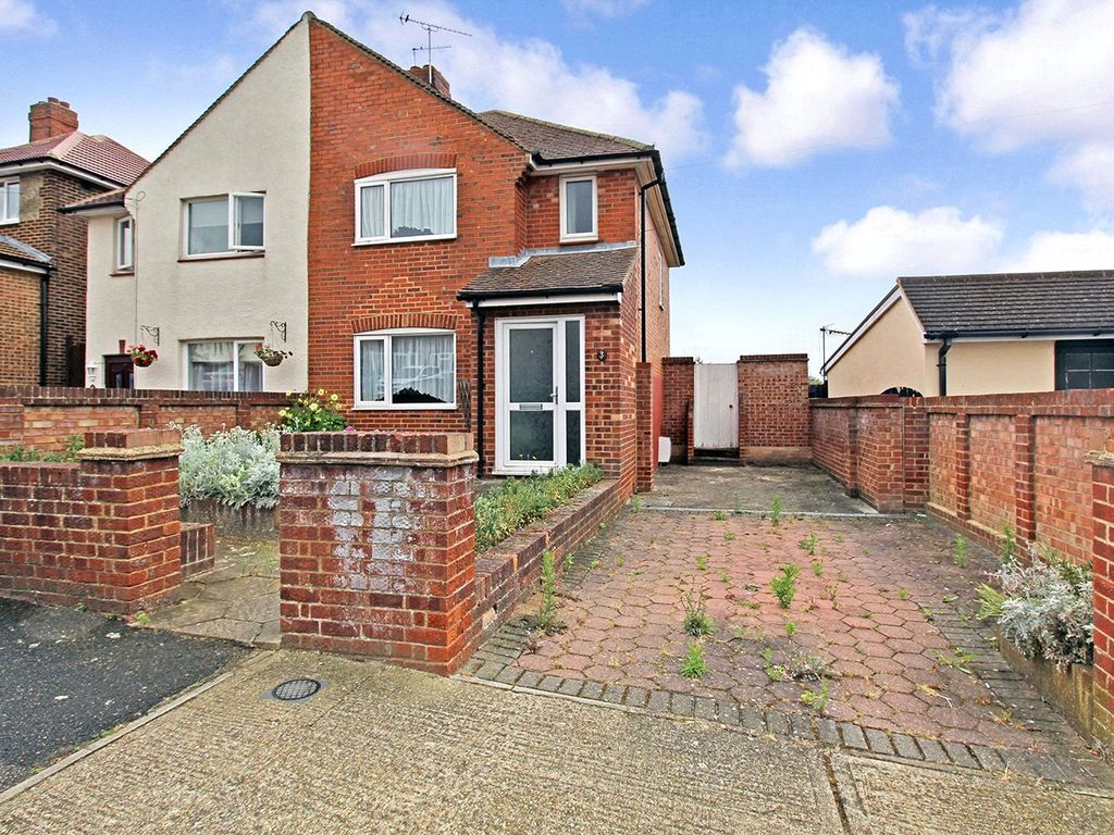 2 bed semidetached house for sale in Lancelot Avenue, Strood, Kent ME2
