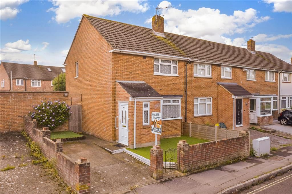 2 bed end terrace house for sale in Knightwood Avenue, Havant