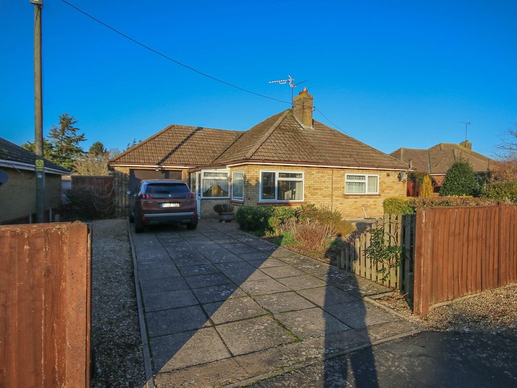3 bed detached bungalow for sale in Archdale Close, West Winch, King's