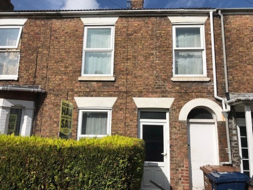 3 bed terraced house for sale in 32 Victoria Road, Wisbech