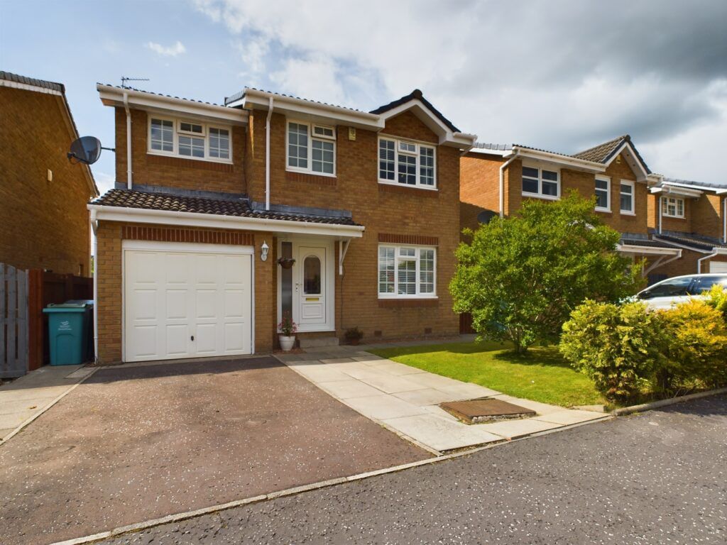 4 bed country house for sale in Loch Park, Wishaw ML2, £245,000 Zoopla