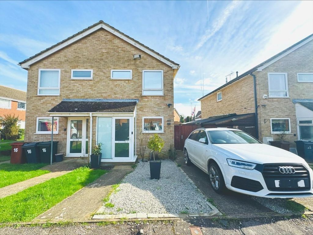 2 bed semidetached house for sale in Willingdon, Kingsnorth, Ashford