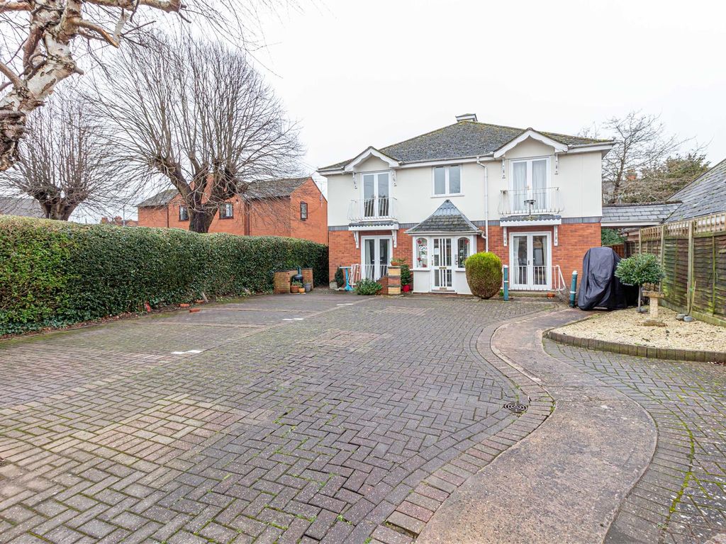 2 bed flat for sale in Lambert Road, Worcester WR2 Zoopla