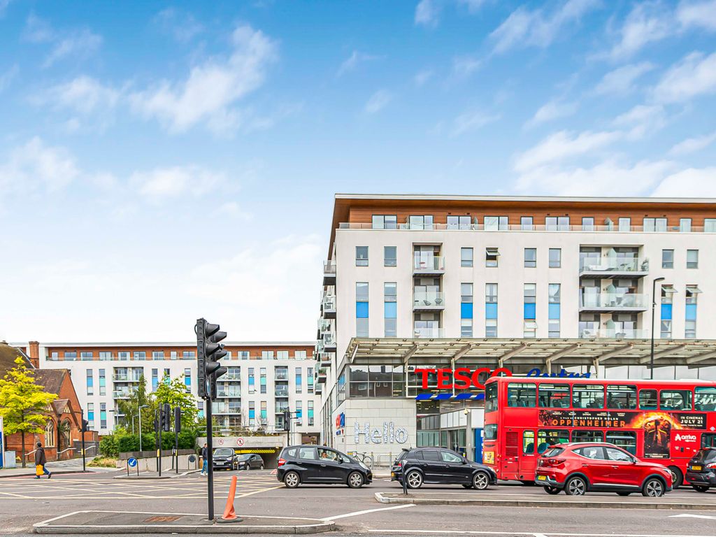 1 bed flat for sale in Streatham High Road, London SW16, £82,500 Zoopla