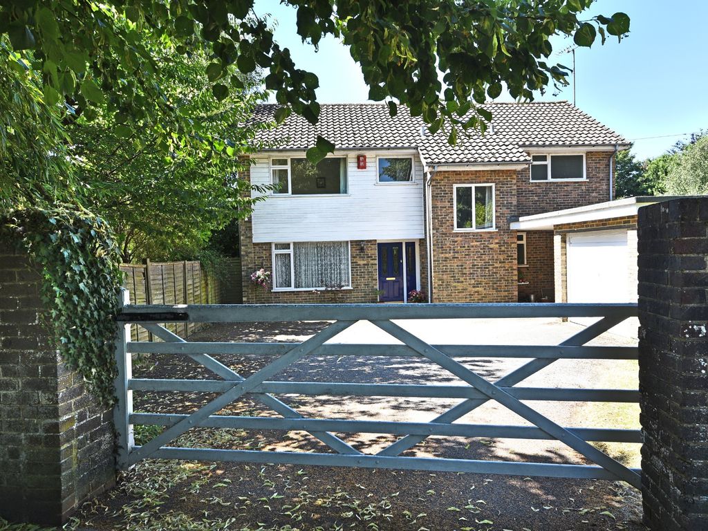 4 bed detached house for sale in Gordon Road, Horsham RH12 Zoopla