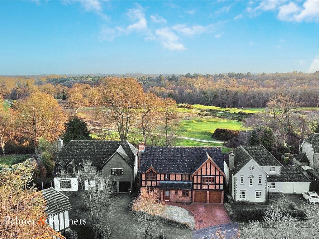 5 bed detached house for sale in Valleyview Drive, Rushmere St. Andrew