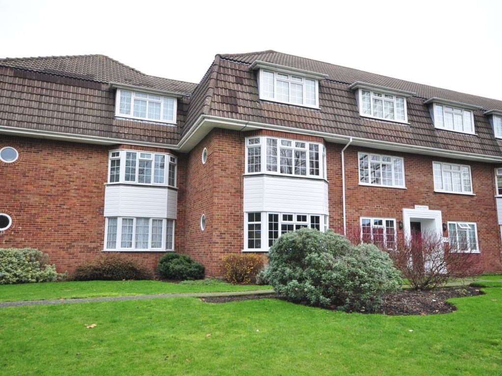 2 bed flat to rent in Thicket Road, Sutton SM1, £1,400 pcm Zoopla