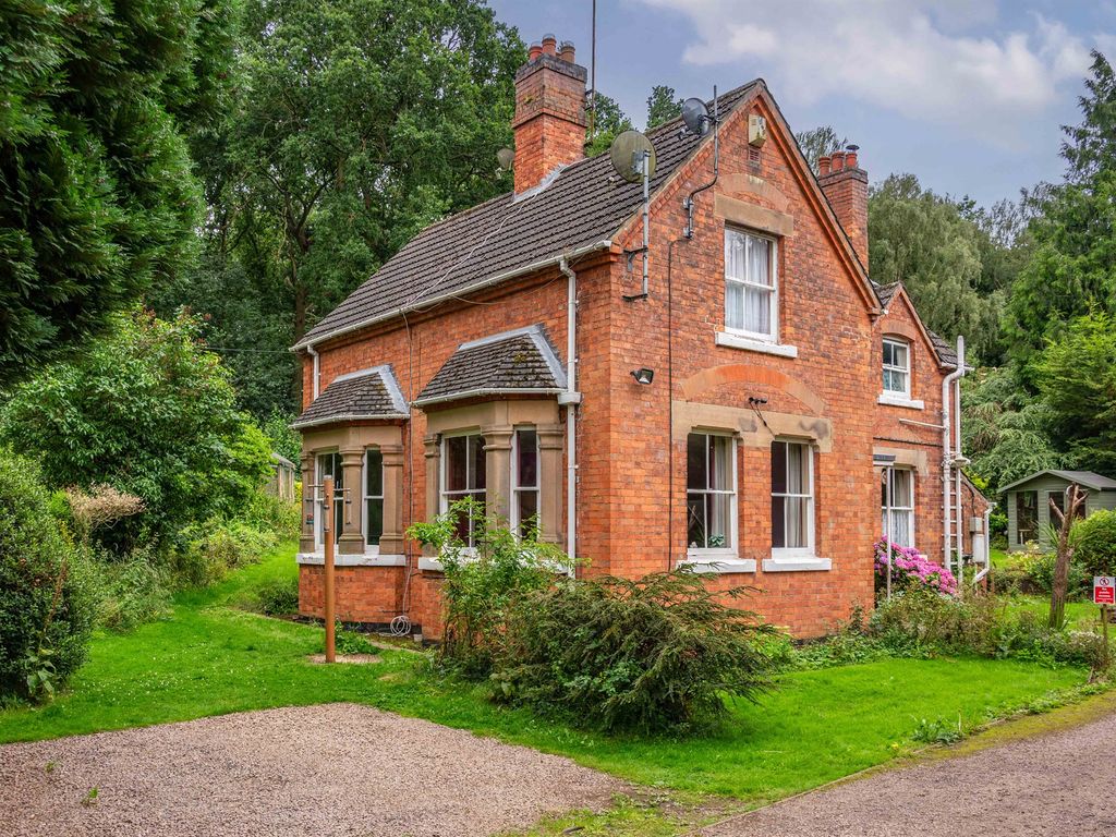 3 bed detached house for sale in Eagle Lane, Cransley, Kettering NN14