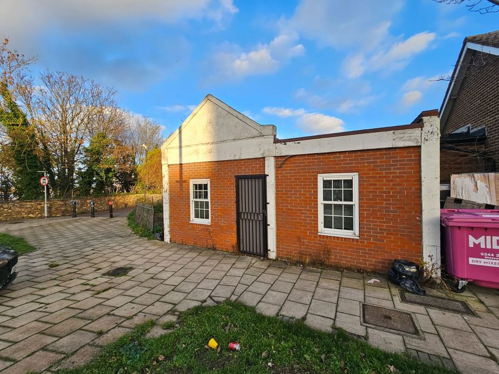 Industrial for sale in The Hill, Northfleet, Gravesend DA11, £120,000