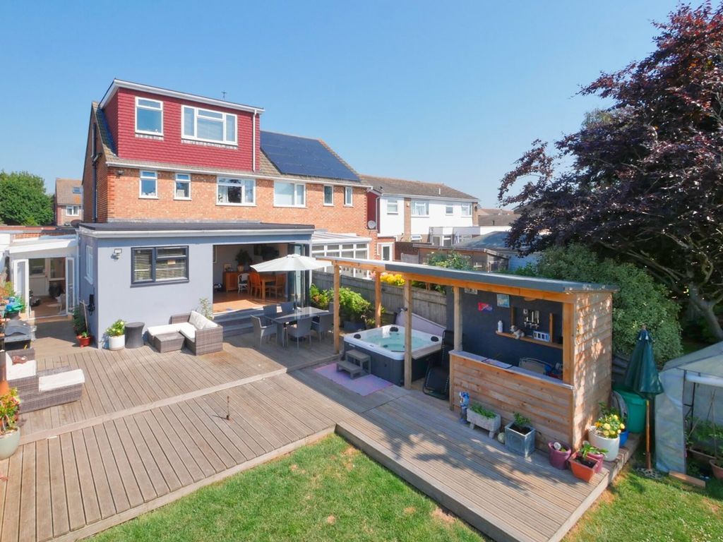 4 bed semidetached house for sale in Bridgemere Road, Eastbourne BN22