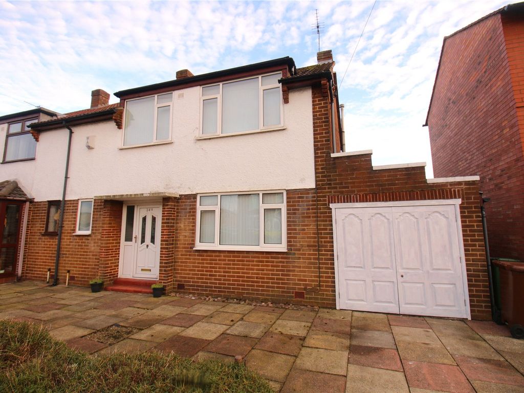 3 bed semidetached house for sale in Stockport Road, Denton