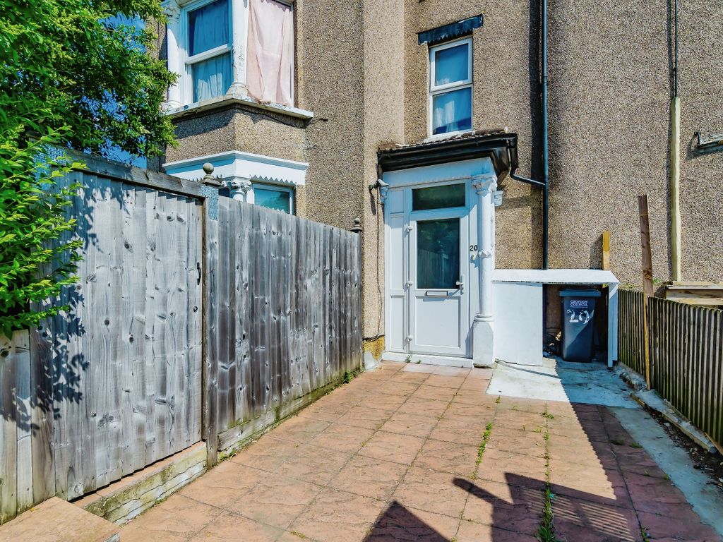 1 bed for sale in Beulah Road, Thornton Heath CR7 Zoopla
