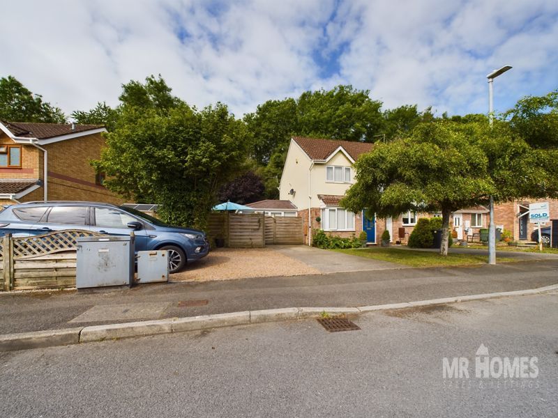 2 bed end terrace house for sale in Coedriglan Drive, MichaelstonSuper