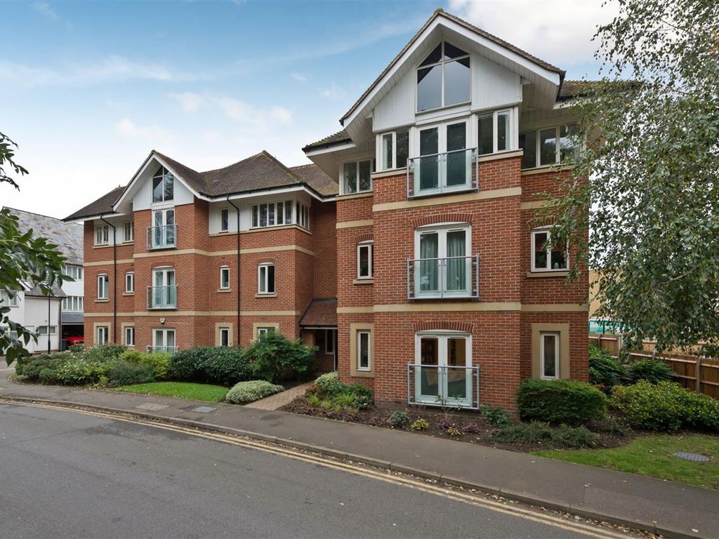 2 bed flat for sale in Stonebridge Road, Canterbury CT2, £250,000 Zoopla