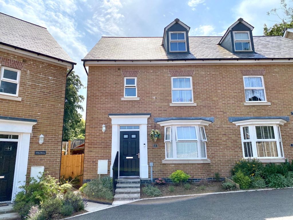 Braid Park, Tiverton, Devon EX16  