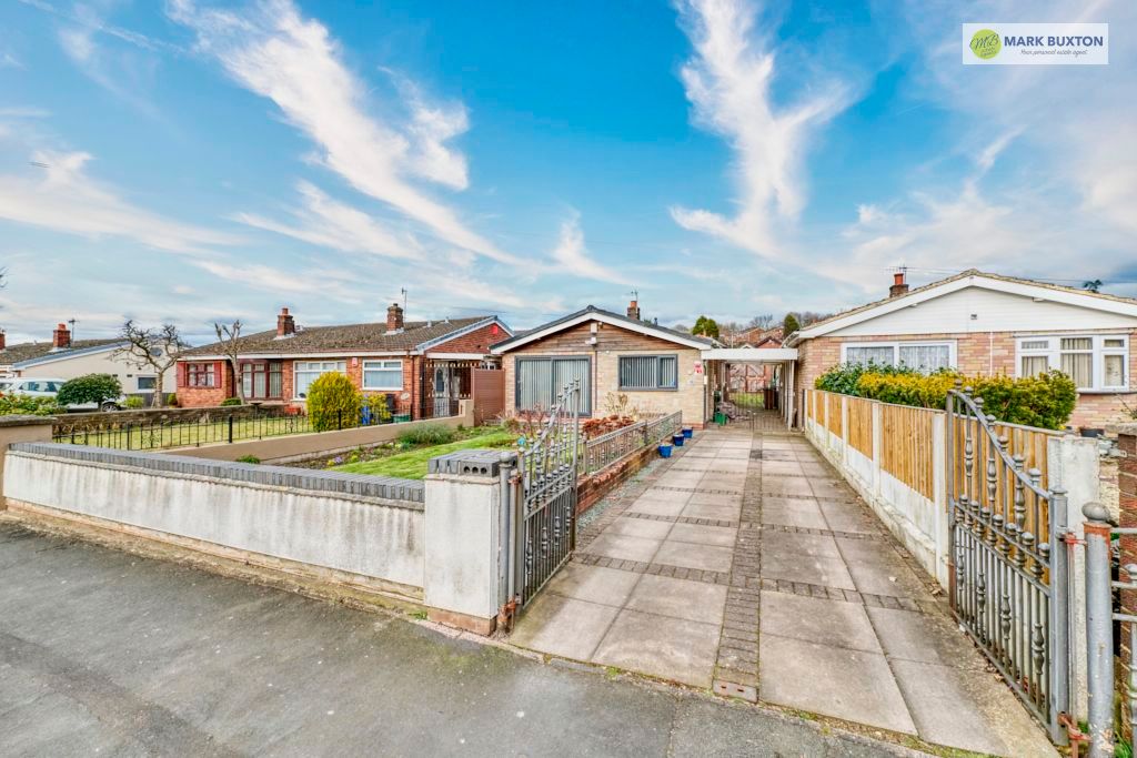 3 bed bungalow for sale in Drayton Road, Longton, StokeOnTrent ST3, £
