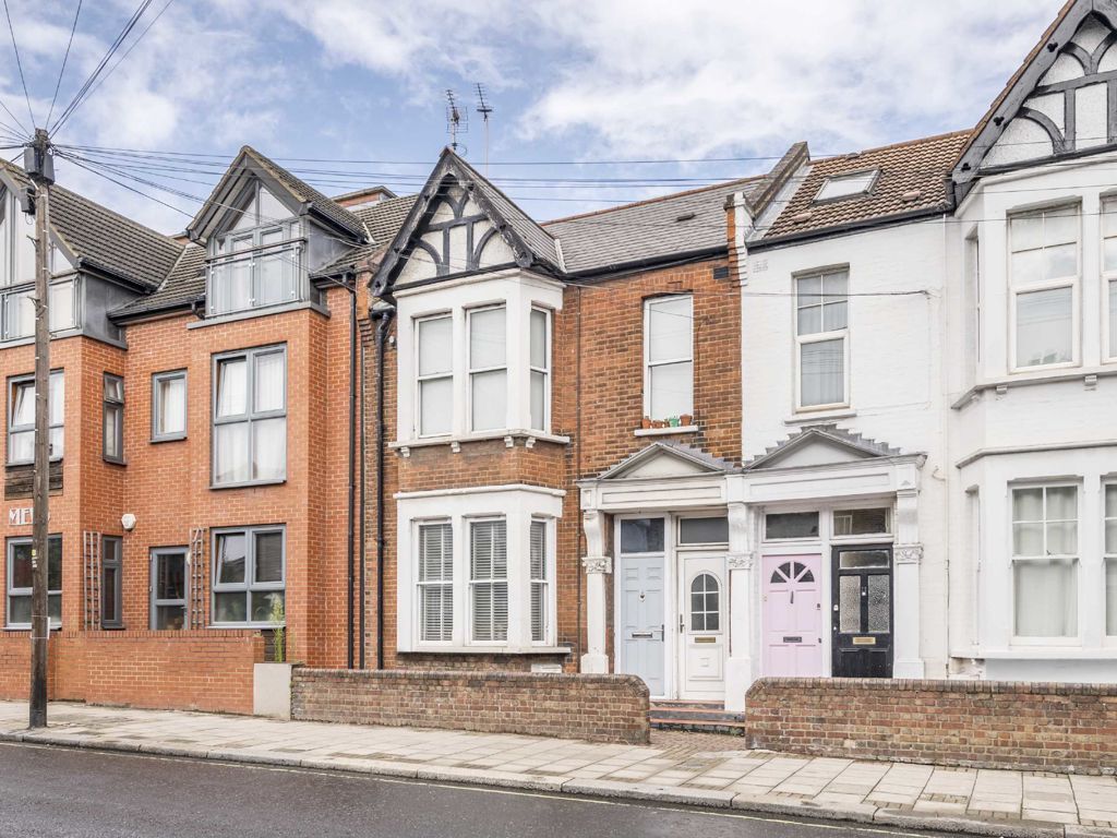 2 bed flat for sale in Kilburn Lane, London W10, £530,000 Zoopla