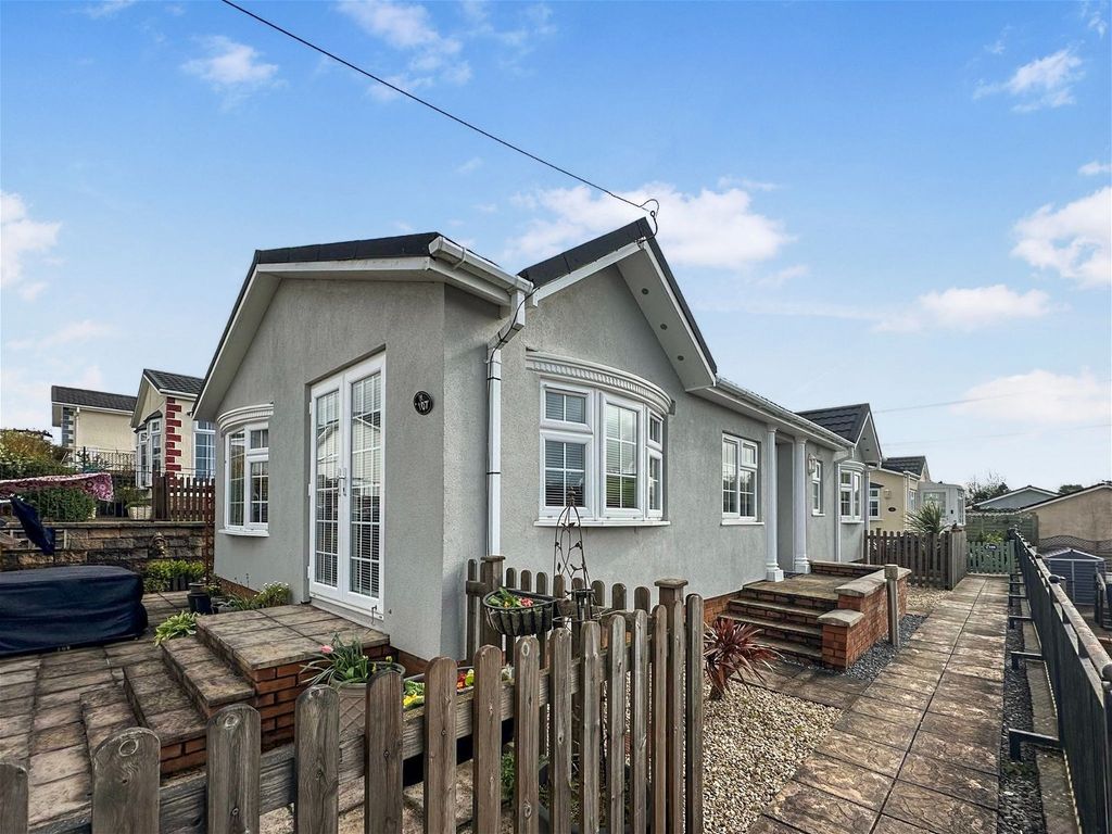 2 bed mobile/park home for sale in Totnes Road, Paignton, Devon TQ4, £