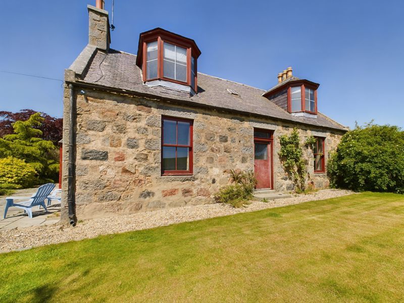 3 bed detached house for sale in Learney Court, The Square, Torphins