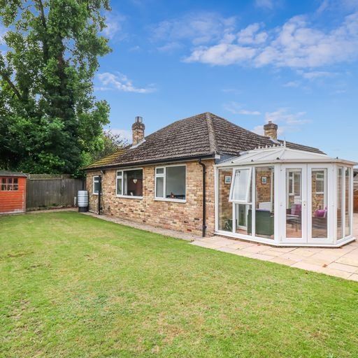 3 bed bungalow for sale in Peterhill Close, Chalfont St Peter