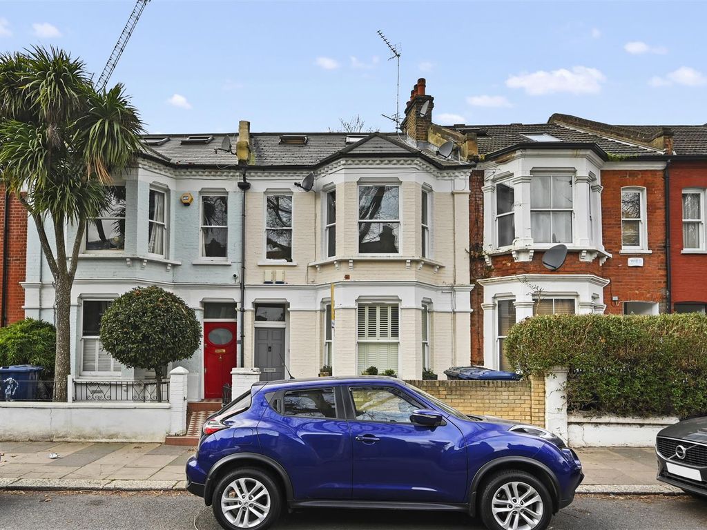 2 bed flat for sale in Newton Avenue, London W3 Zoopla