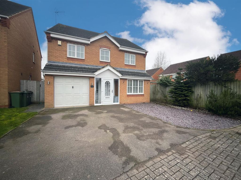 4 bed detached house for sale in Nowell Close, Glen Parva, Leicester