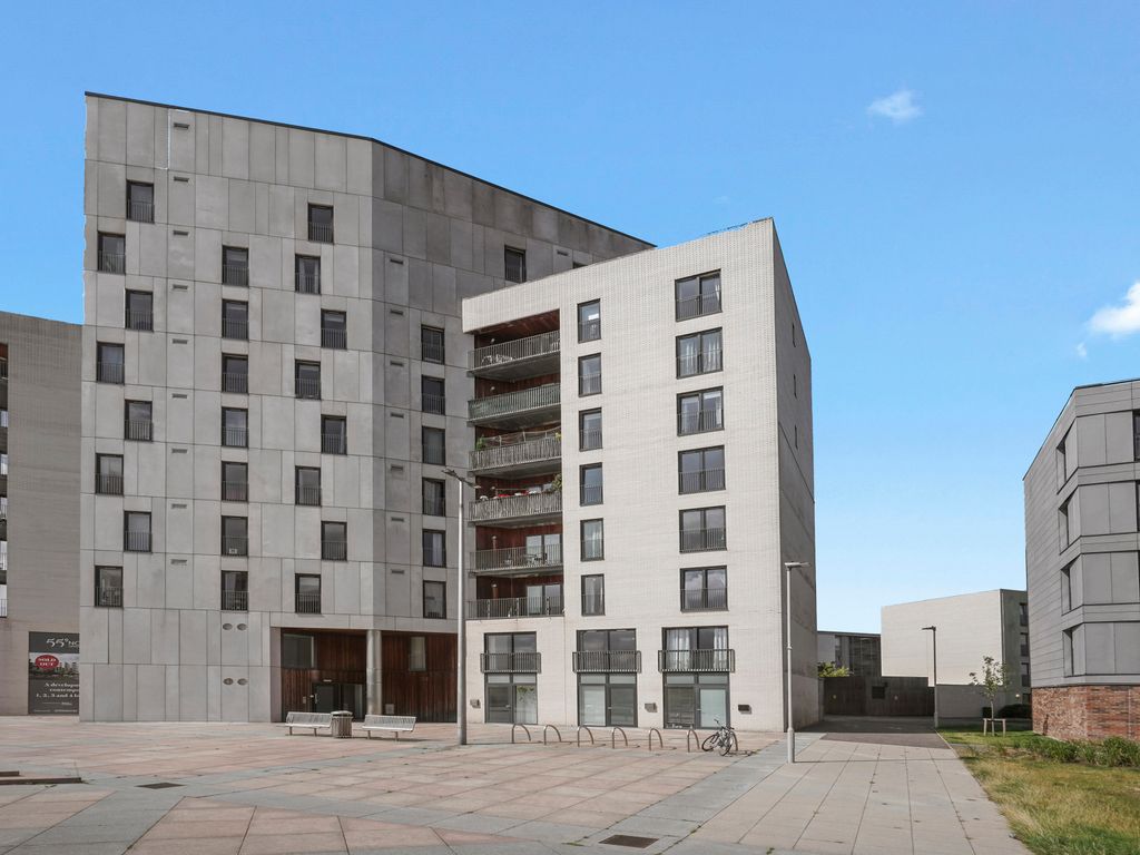 2 bed flat for sale in 4 Saltire Square, Granton, Edinburgh EH5 Zoopla