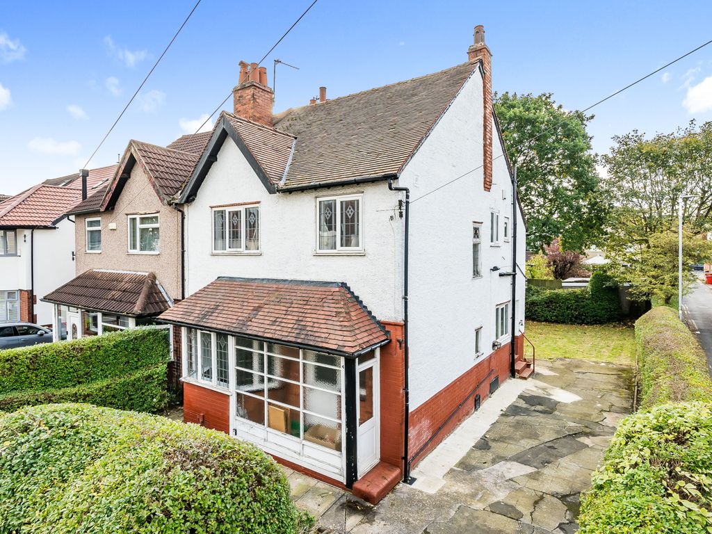 3 bed semidetached house for sale in Allerton Grove, Moortown, Leeds