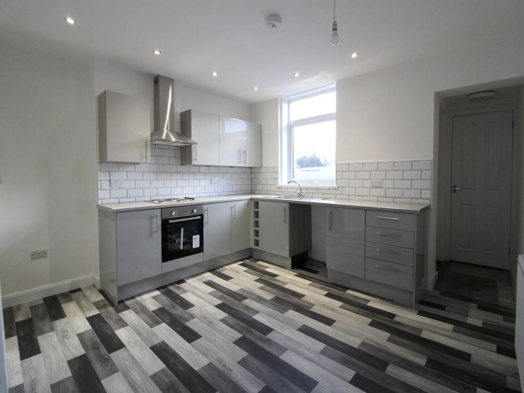 2 bed end terrace house to rent in Hay Green Lane, Birdwell, Barnsley ...