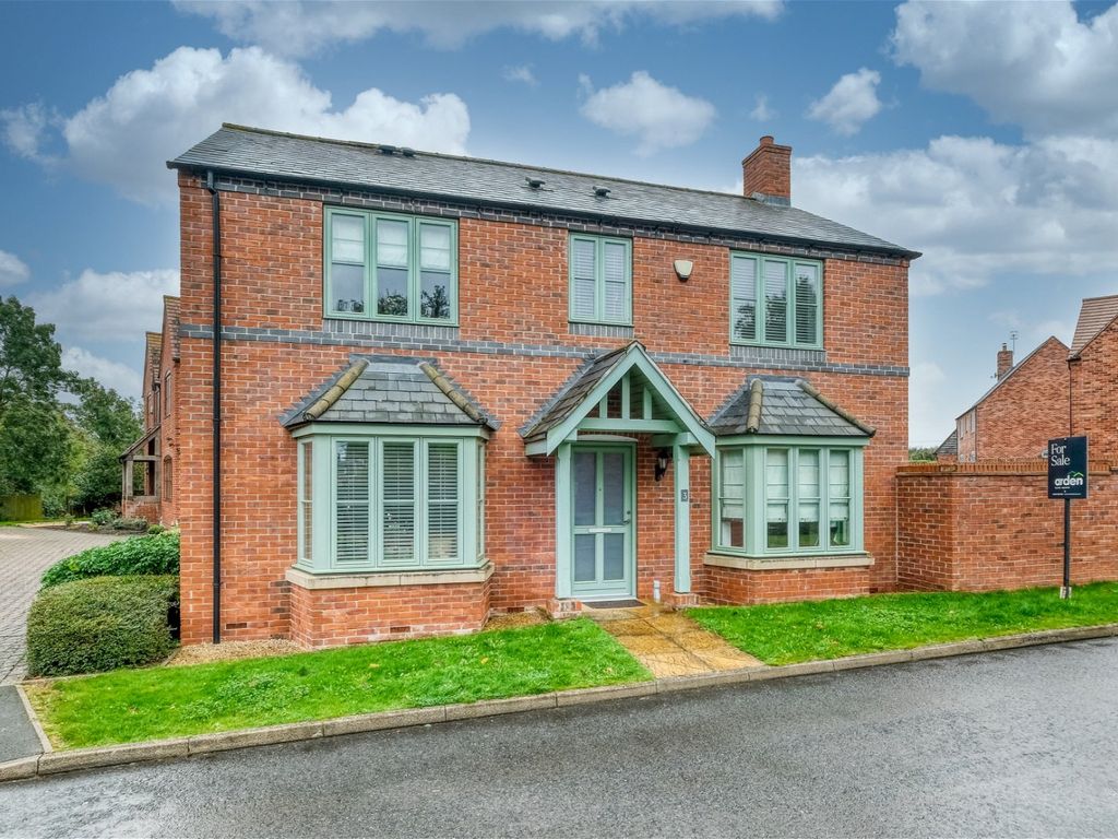 5 bed detached house for sale in Harrison Fields, Crowle, Worcester WR7, £675,000 Zoopla