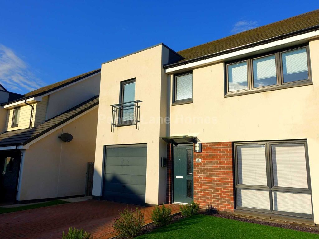 4 bed detached house for sale in Bleasdale Road, Renfrew PA4 Zoopla