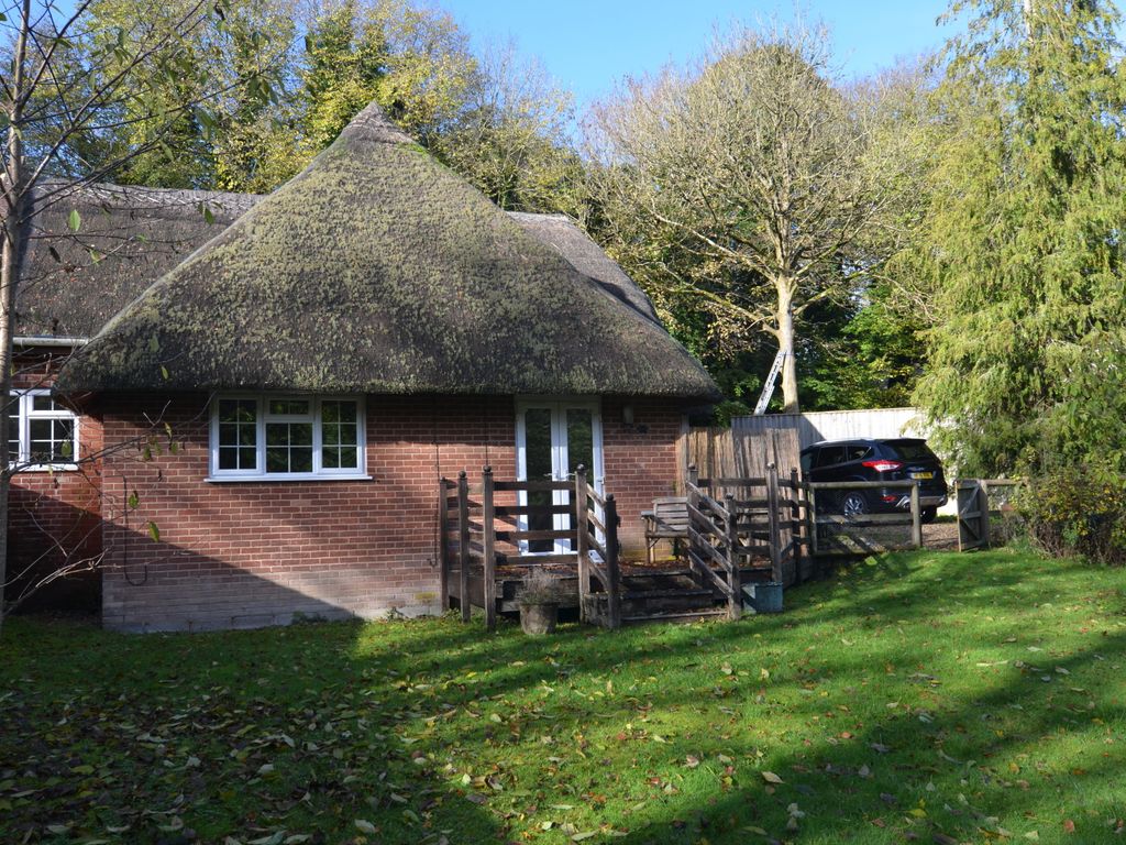 2 bed semidetached house for sale in Handley Street, Ebbesbourne Wake